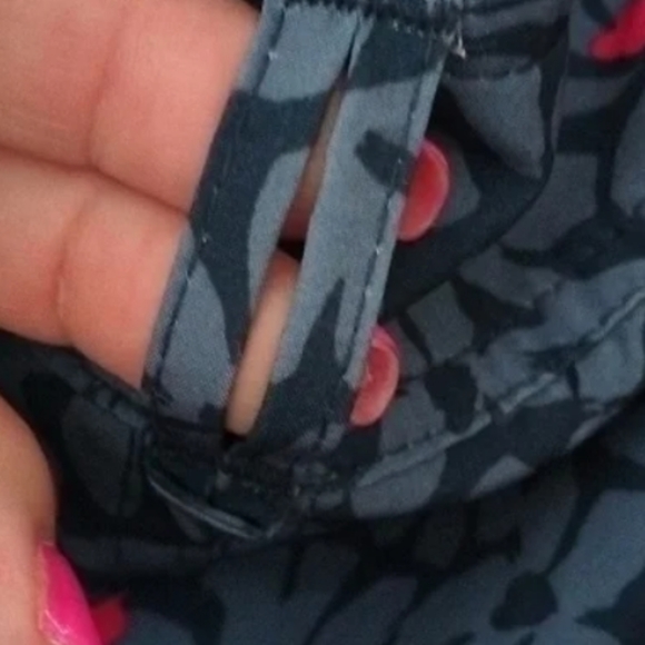 NWOT Sahalie Athletic Skirt Skort Shorts blue with hot pink floral design - Picture 7 of 9